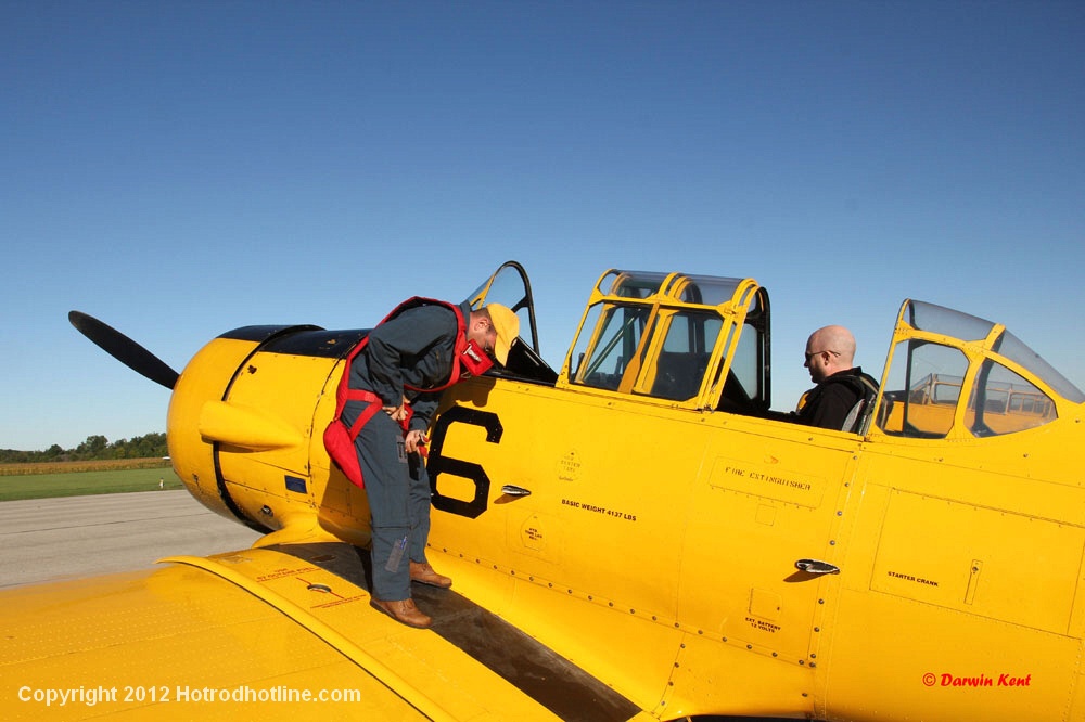 "Wings and Wheels" FlyIn/DriveIn Hotrod Hotline